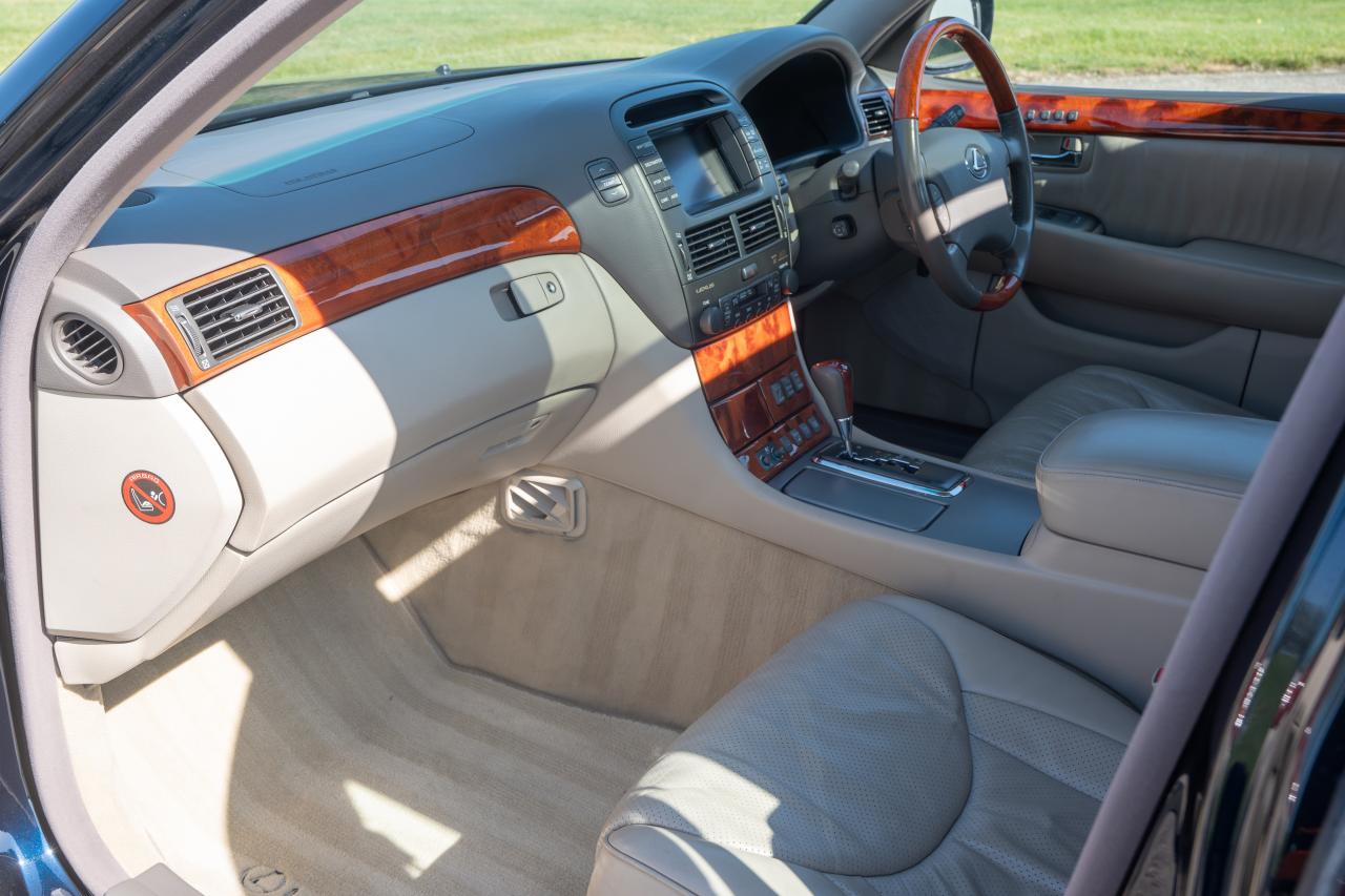2002 Lexus LS430
