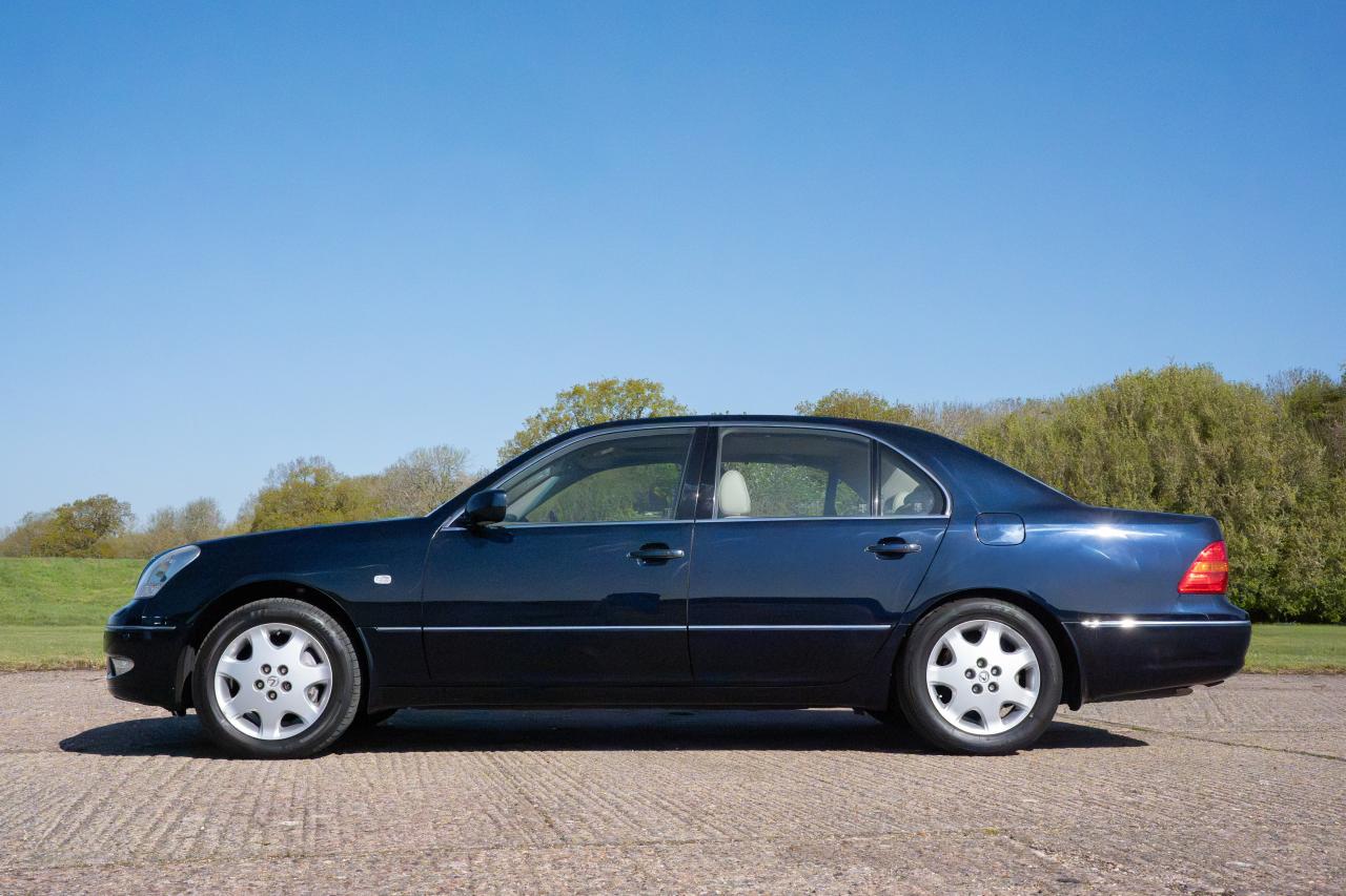 2002 Lexus LS430