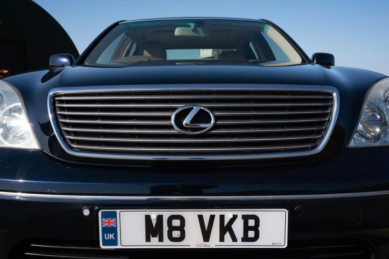 2002 Lexus LS430