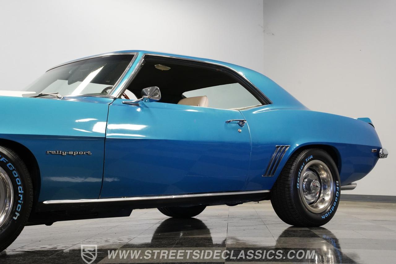 1969 Chevrolet Camaro RS/SS Restomod Tribute