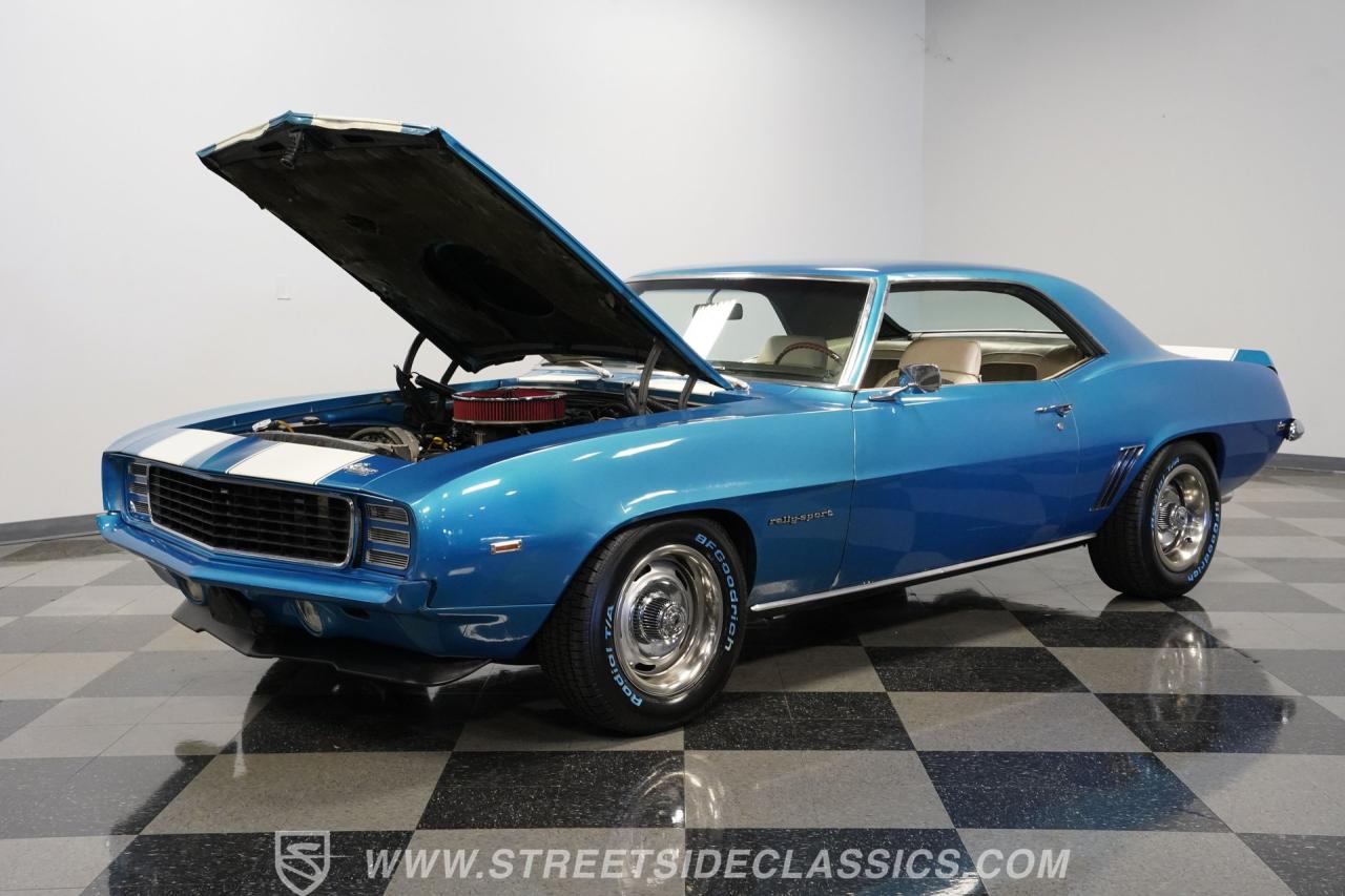 1969 Chevrolet Camaro RS/SS Restomod Tribute