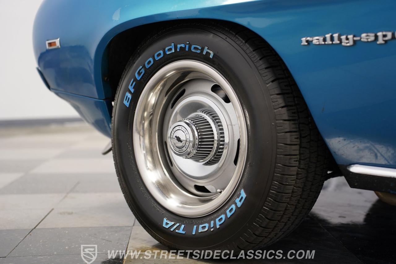 1969 Chevrolet Camaro RS/SS Restomod Tribute