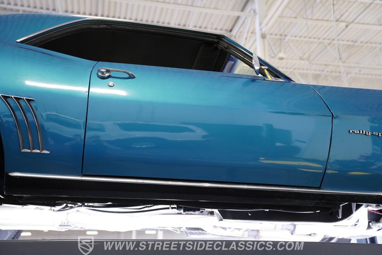 1969 Chevrolet Camaro RS/SS Restomod Tribute