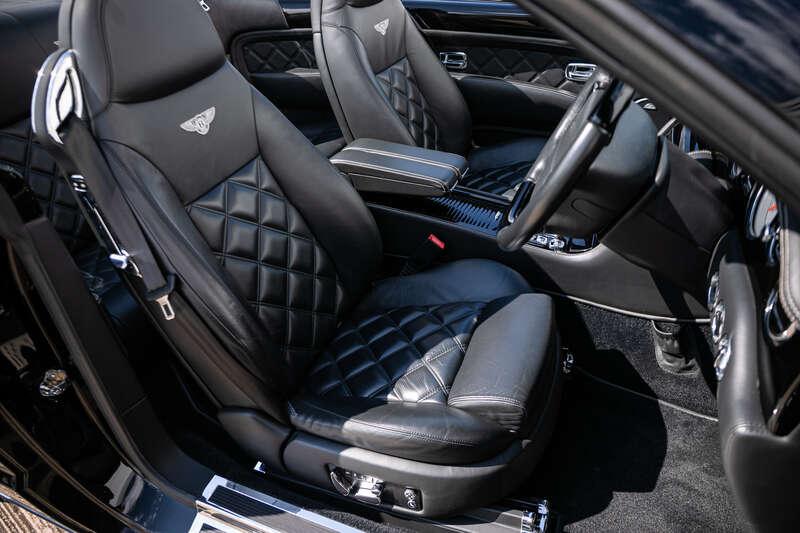 2010 Bentley AZURE T