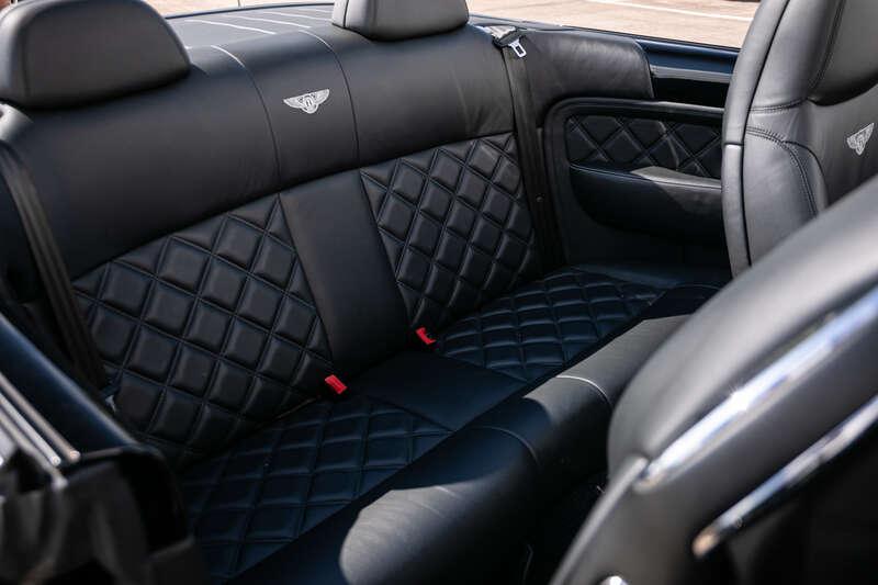 2010 Bentley AZURE T