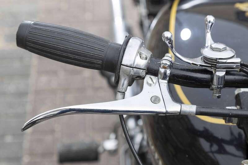 1951 VINCENT SERIES C BLACK SHADOW