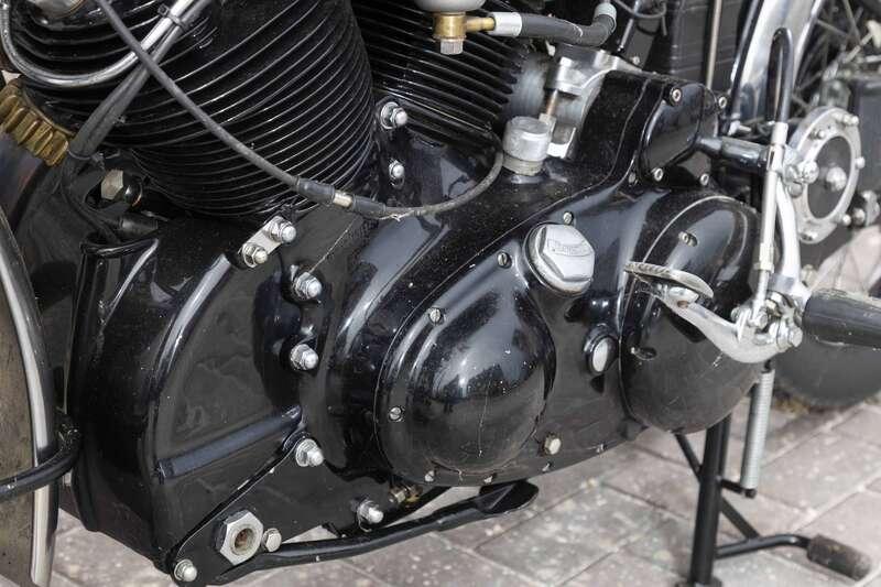 1951 VINCENT SERIES C BLACK SHADOW