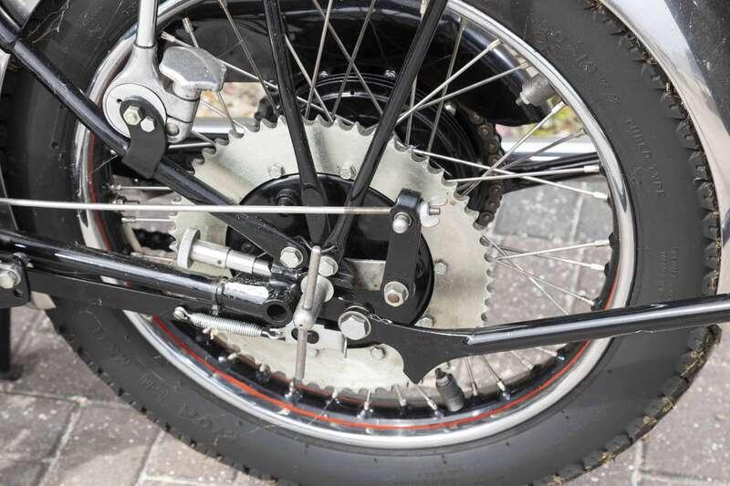 1951 VINCENT SERIES C BLACK SHADOW