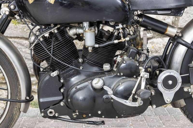 1952 VINCENT SERIES C BLACK SHADOW