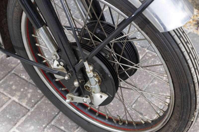 1952 VINCENT SERIES C BLACK SHADOW