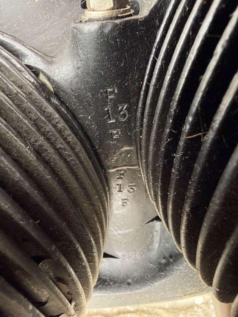 1952 VINCENT SERIES C BLACK SHADOW