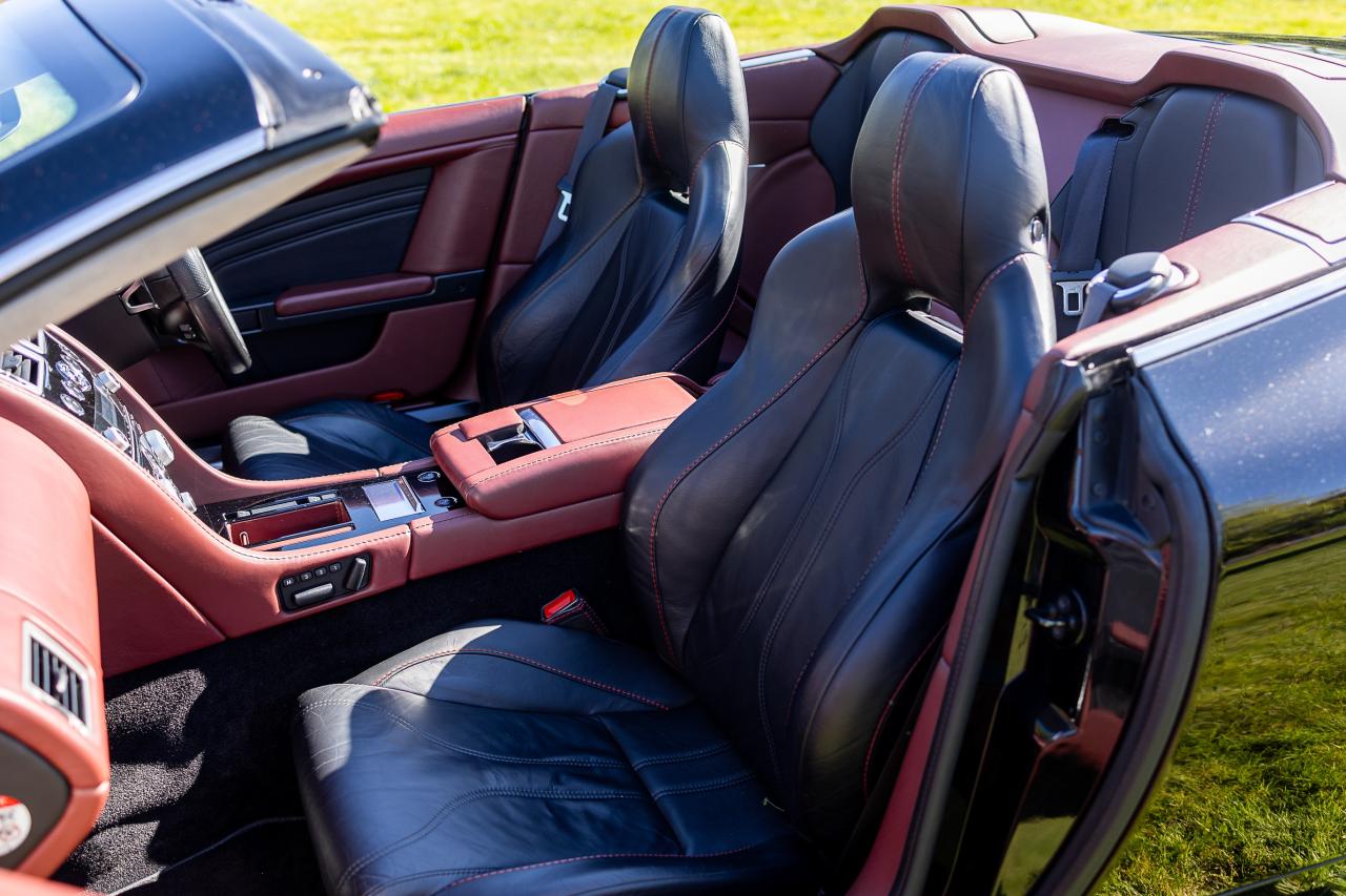 2011 Aston Martin DBS Volante