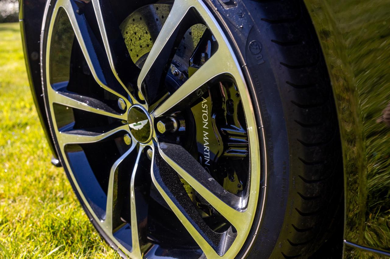 2011 Aston Martin DBS Volante