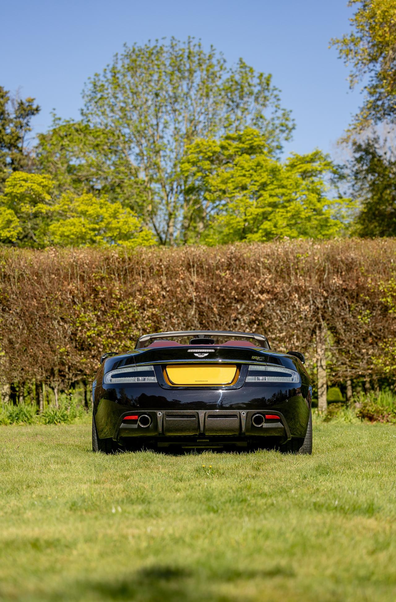 2011 Aston Martin DBS Volante