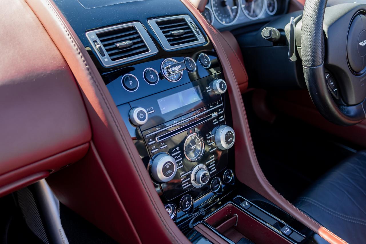 2011 Aston Martin DBS Volante