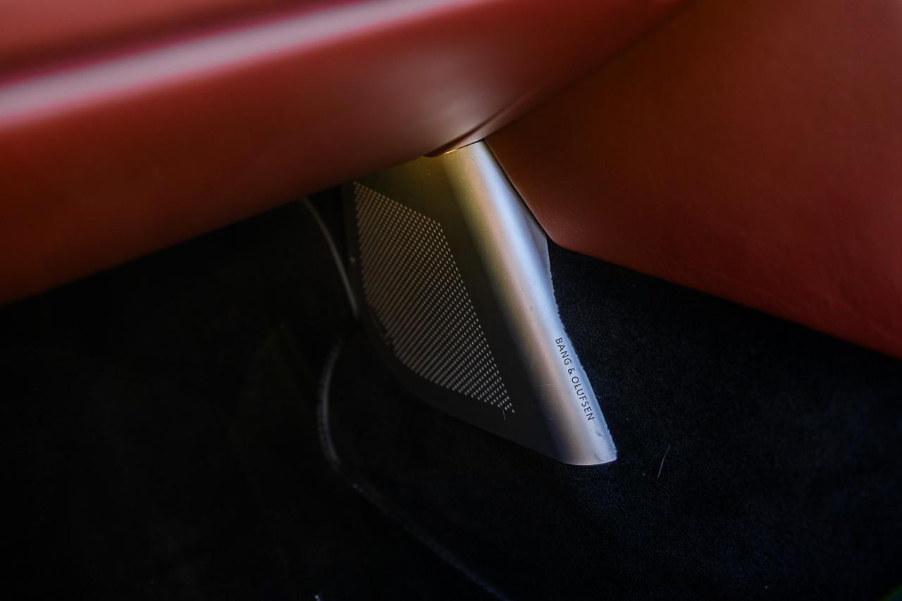 2011 Aston Martin DBS Volante