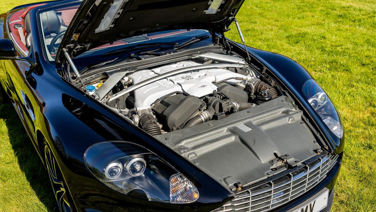 2011 Aston Martin DBS Volante