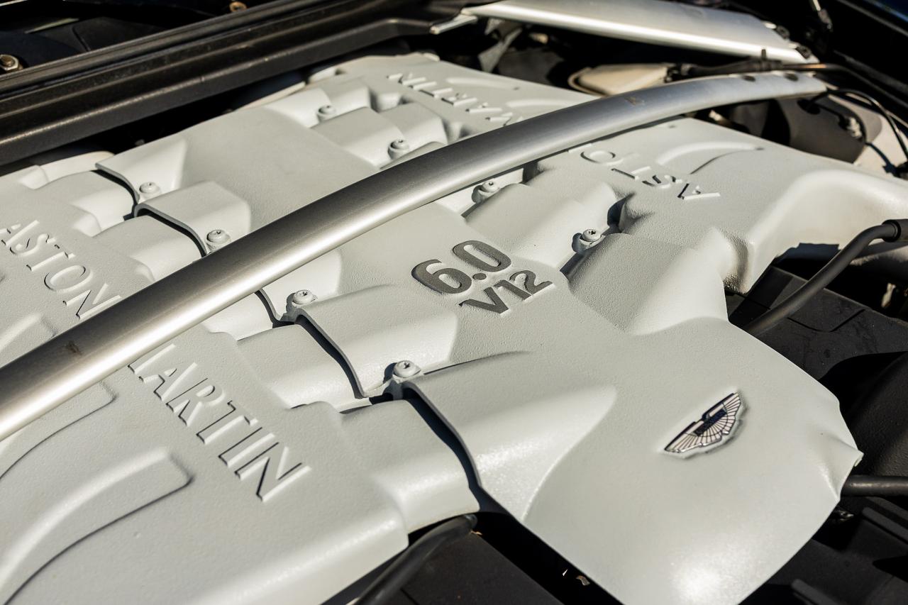 2011 Aston Martin DBS Volante