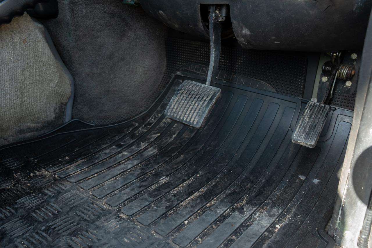 1996 Land Rover Defender 90 County