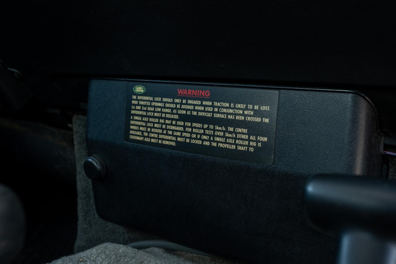 1996 Land Rover Defender 90 County