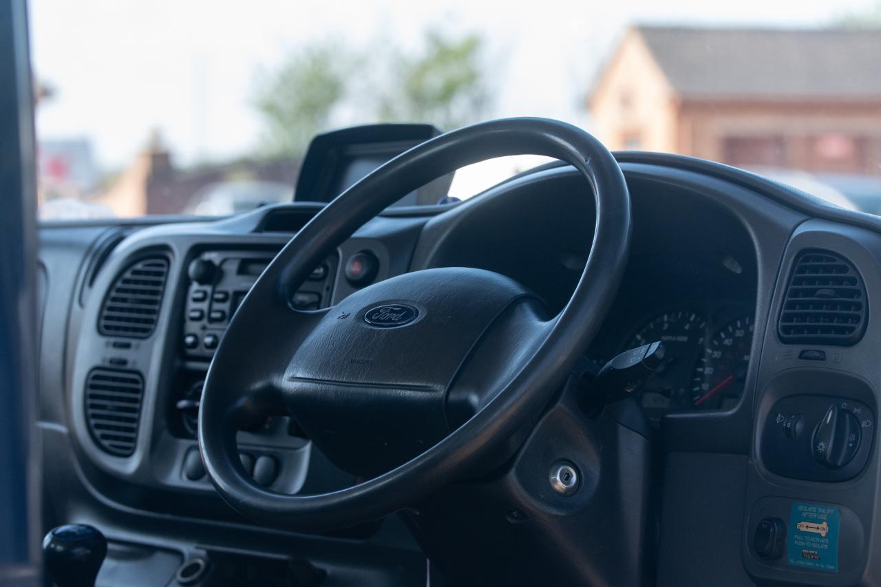 2004 Ford Transit 350 LWB