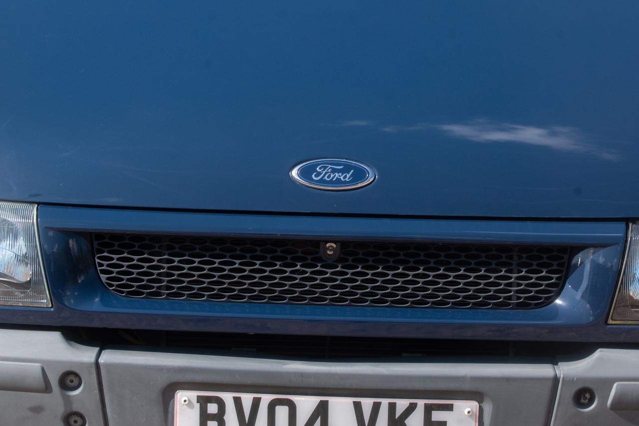 2004 Ford Transit 350 LWB