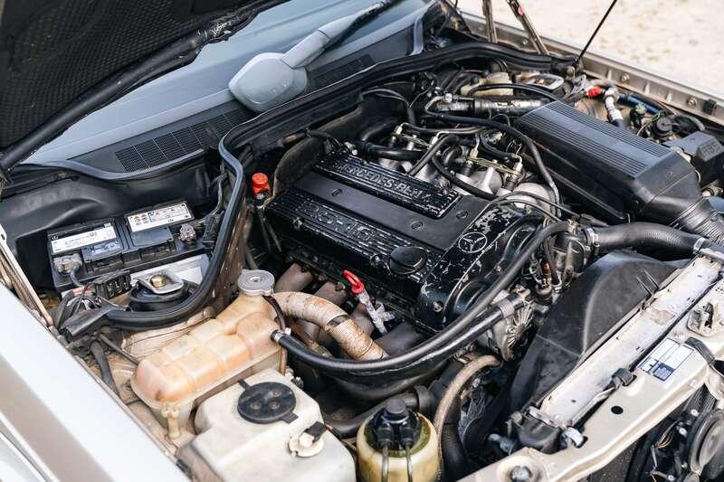 1989 Mercedes - Benz 190E 2.5-16