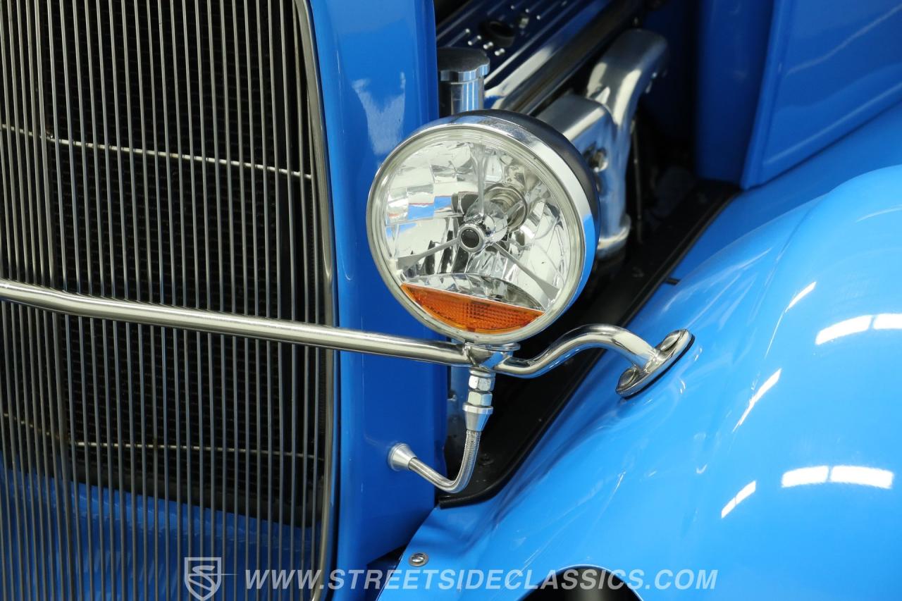 1928 Ford Woody Wagon