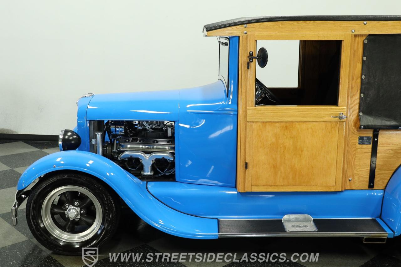 1928 Ford Woody Wagon