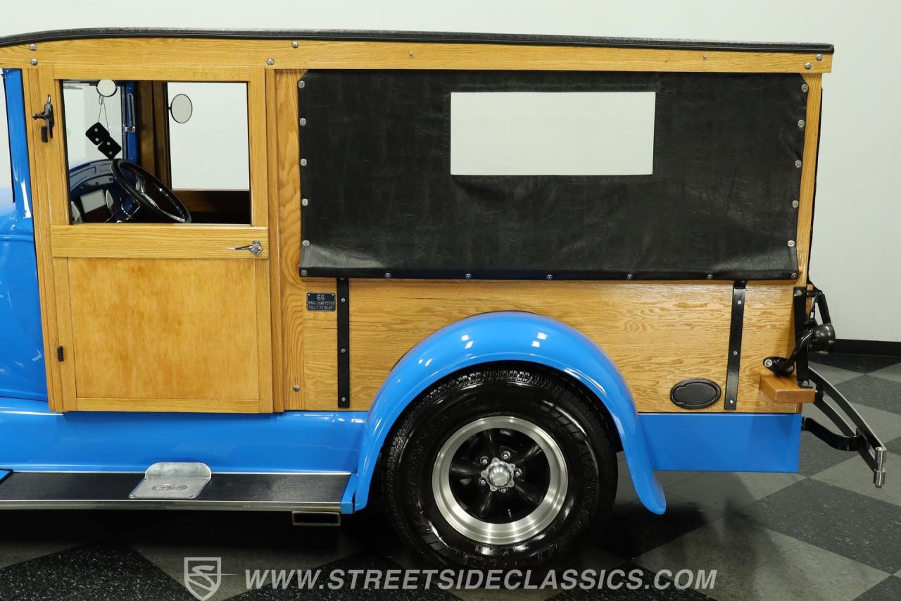 1928 Ford Woody Wagon