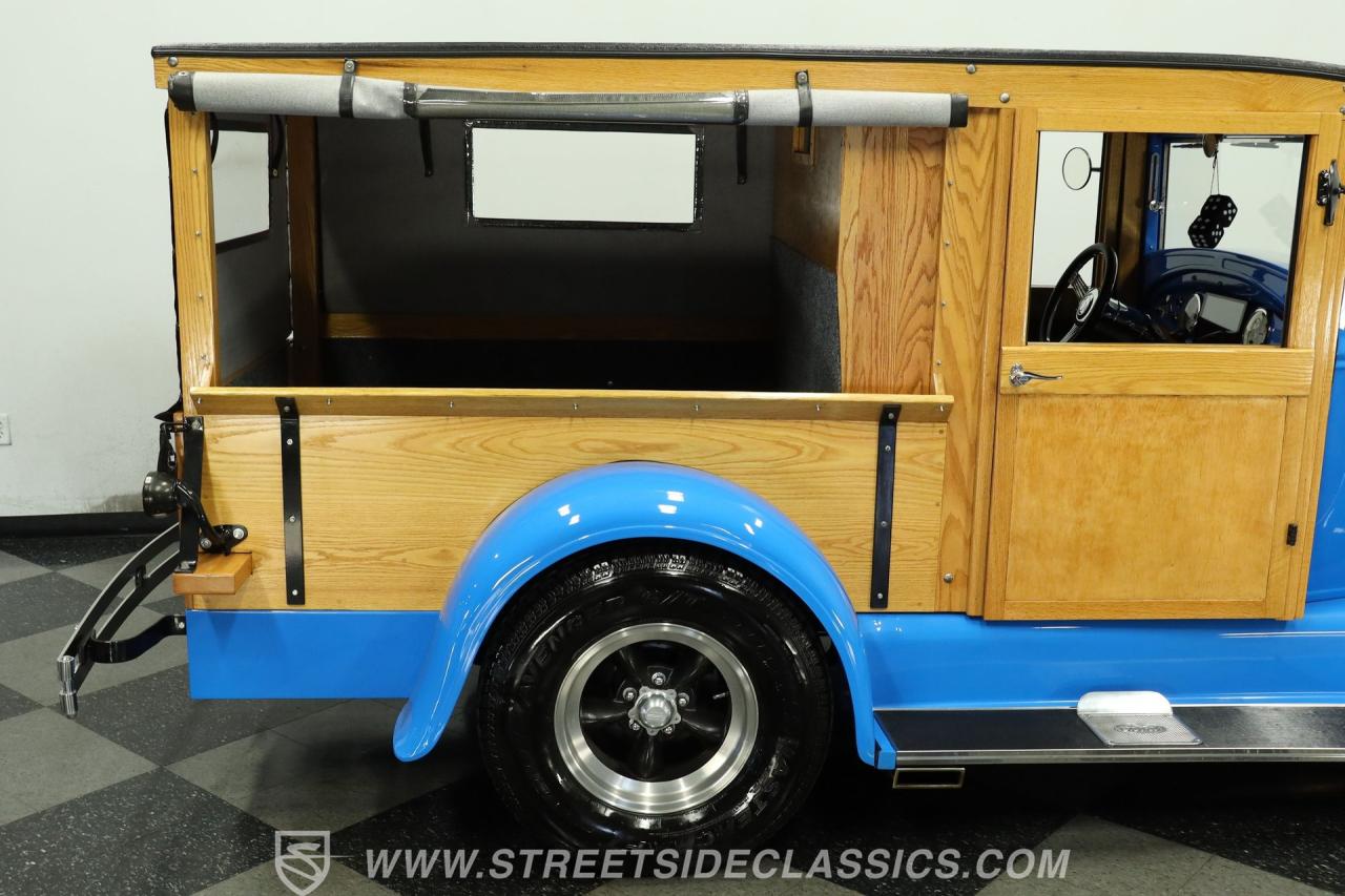 1928 Ford Woody Wagon