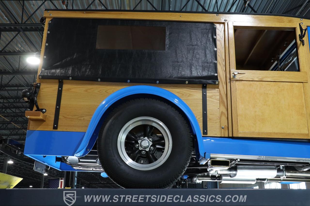 1928 Ford Woody Wagon