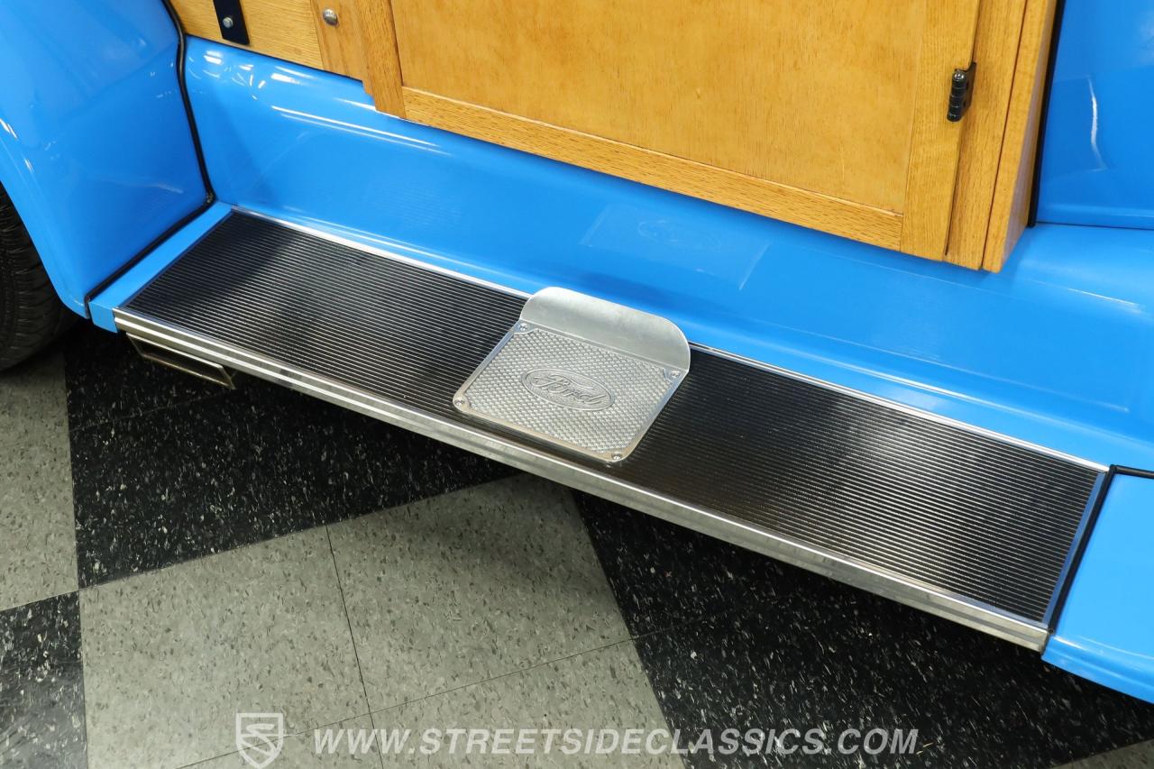 1928 Ford Woody Wagon