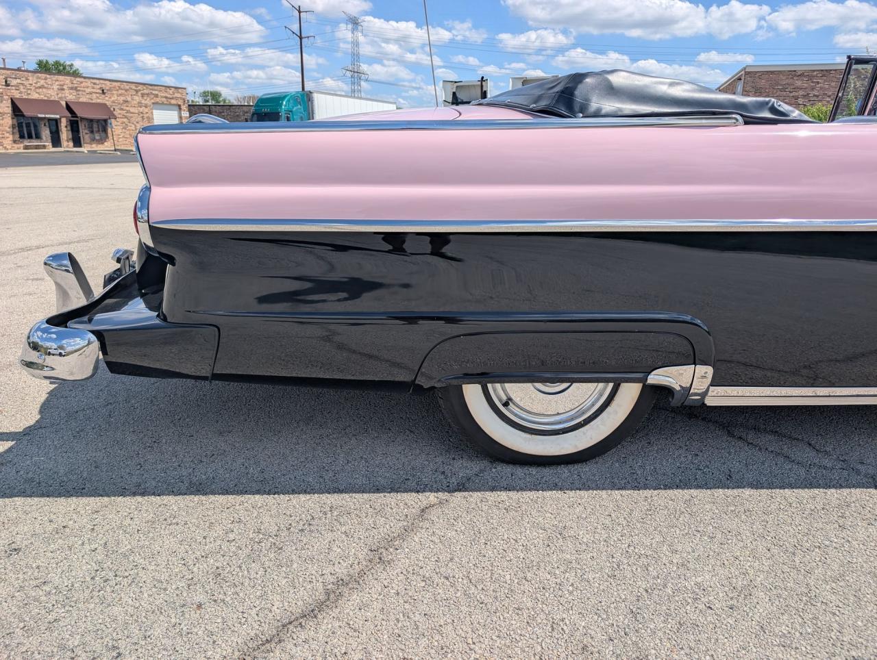 1955 Ford Sunliner Convertible
