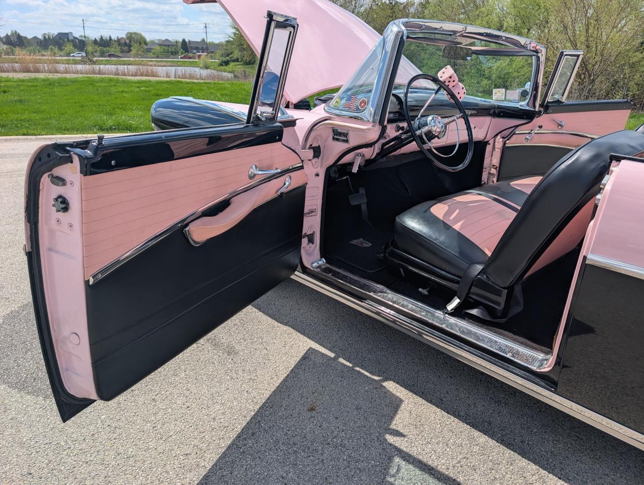 1955 Ford Sunliner Convertible