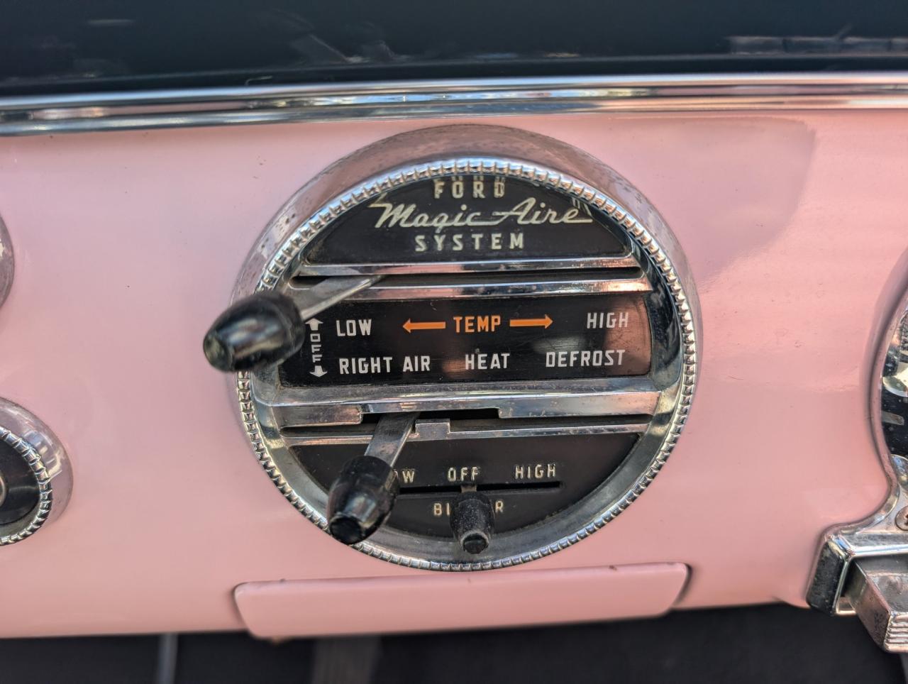1955 Ford Sunliner Convertible