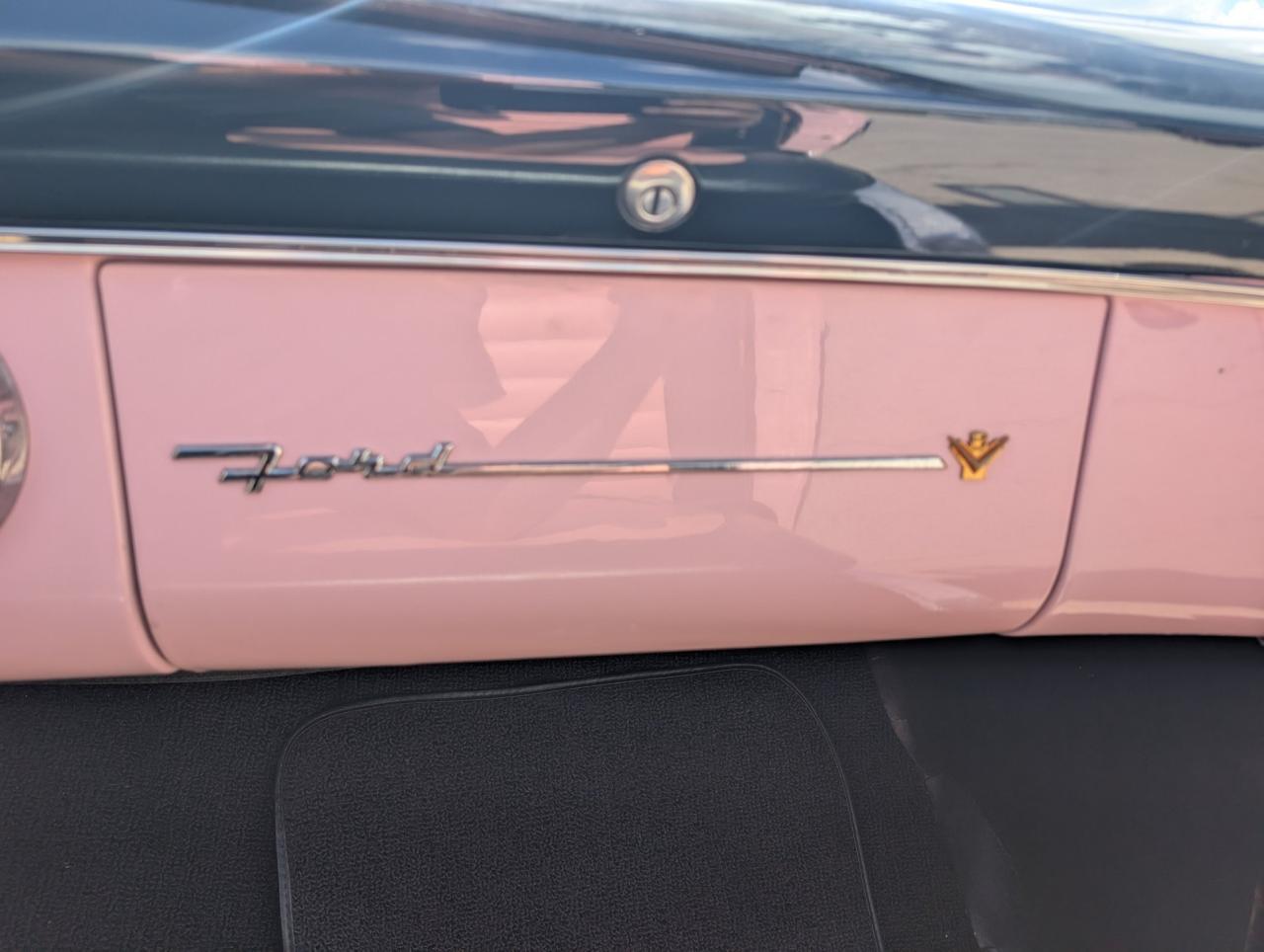 1955 Ford Sunliner Convertible