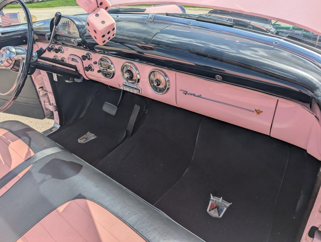 1955 Ford Sunliner Convertible
