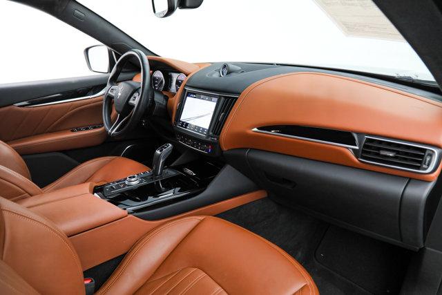 2022 Maserati Levante