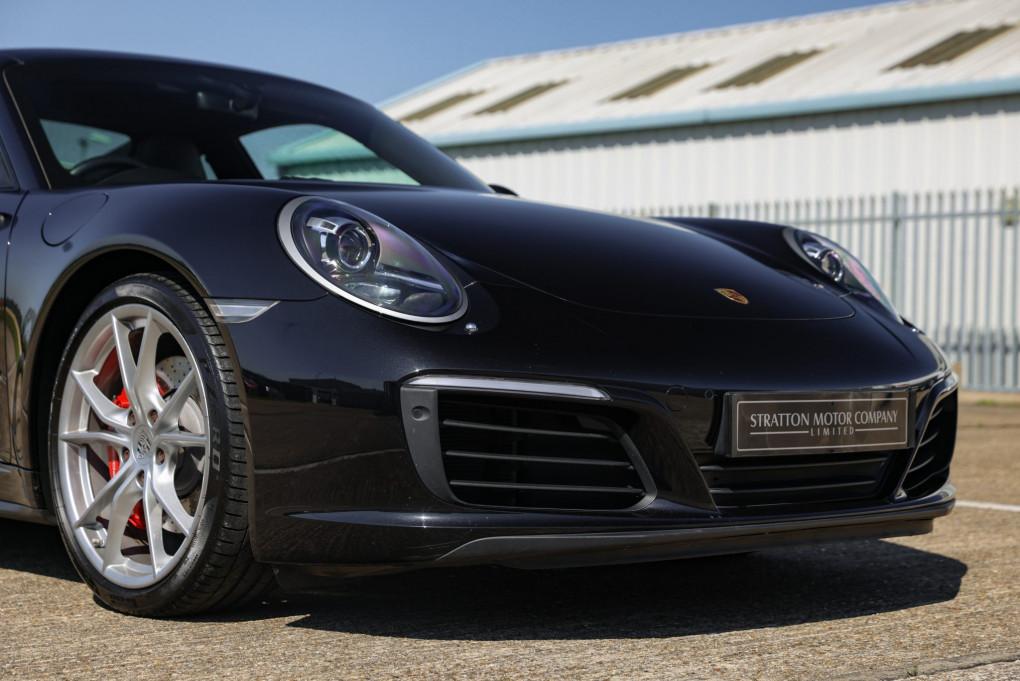 2018 Porsche 911