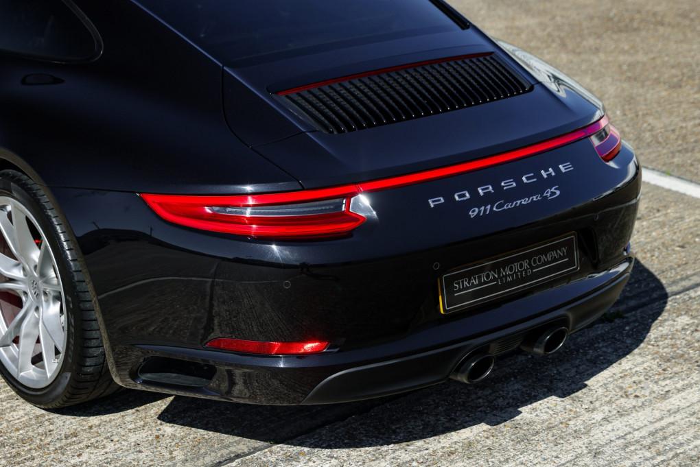 2018 Porsche 911