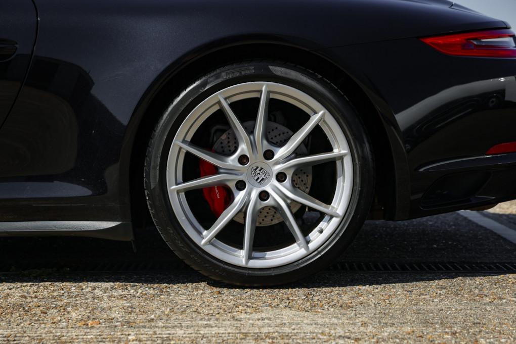 2018 Porsche 911
