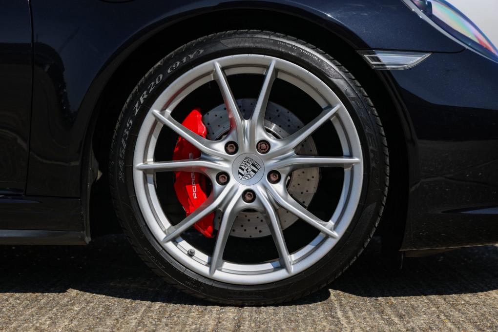 2018 Porsche 911