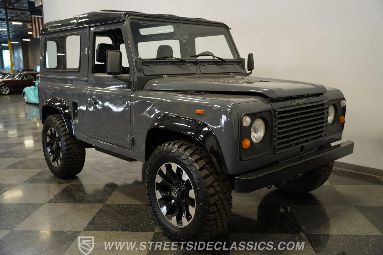 1987 Land Rover Defender  90
