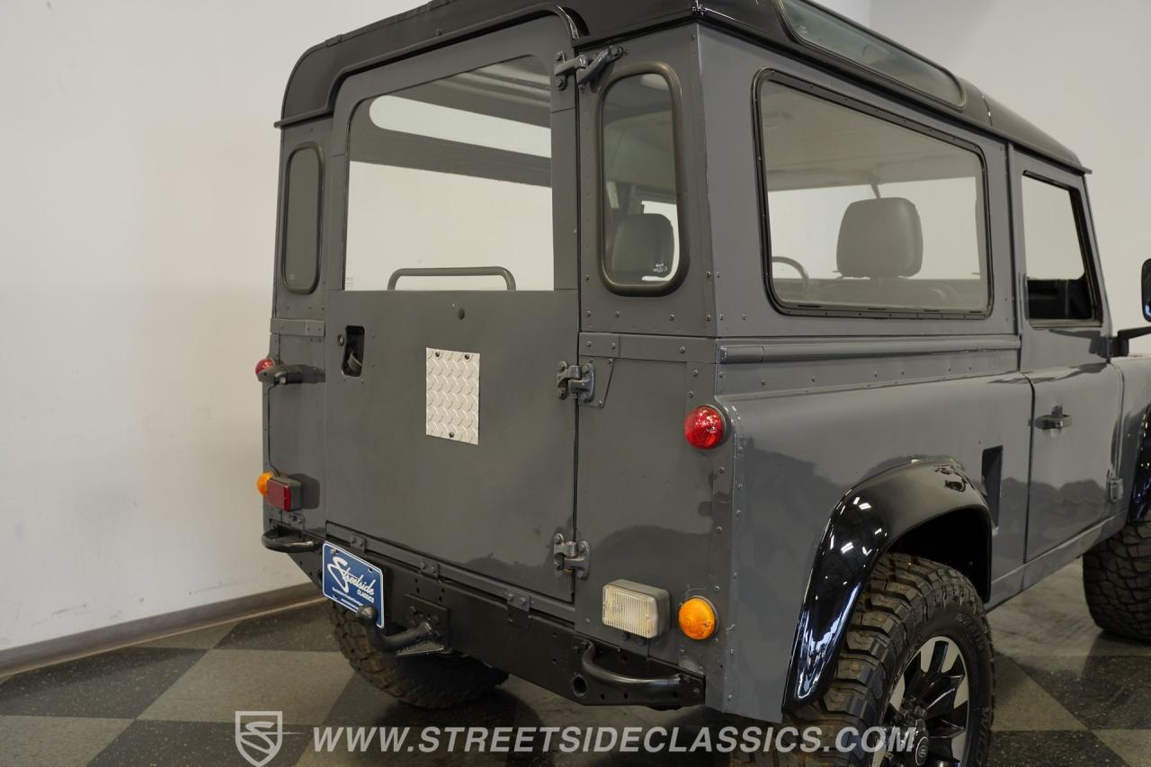 1987 Land Rover Defender  90