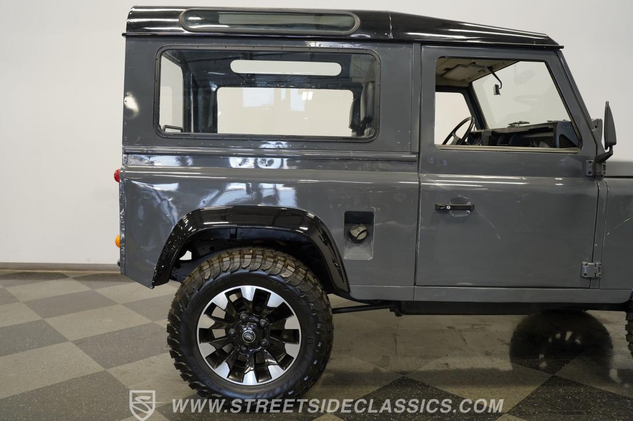 1987 Land Rover Defender  90