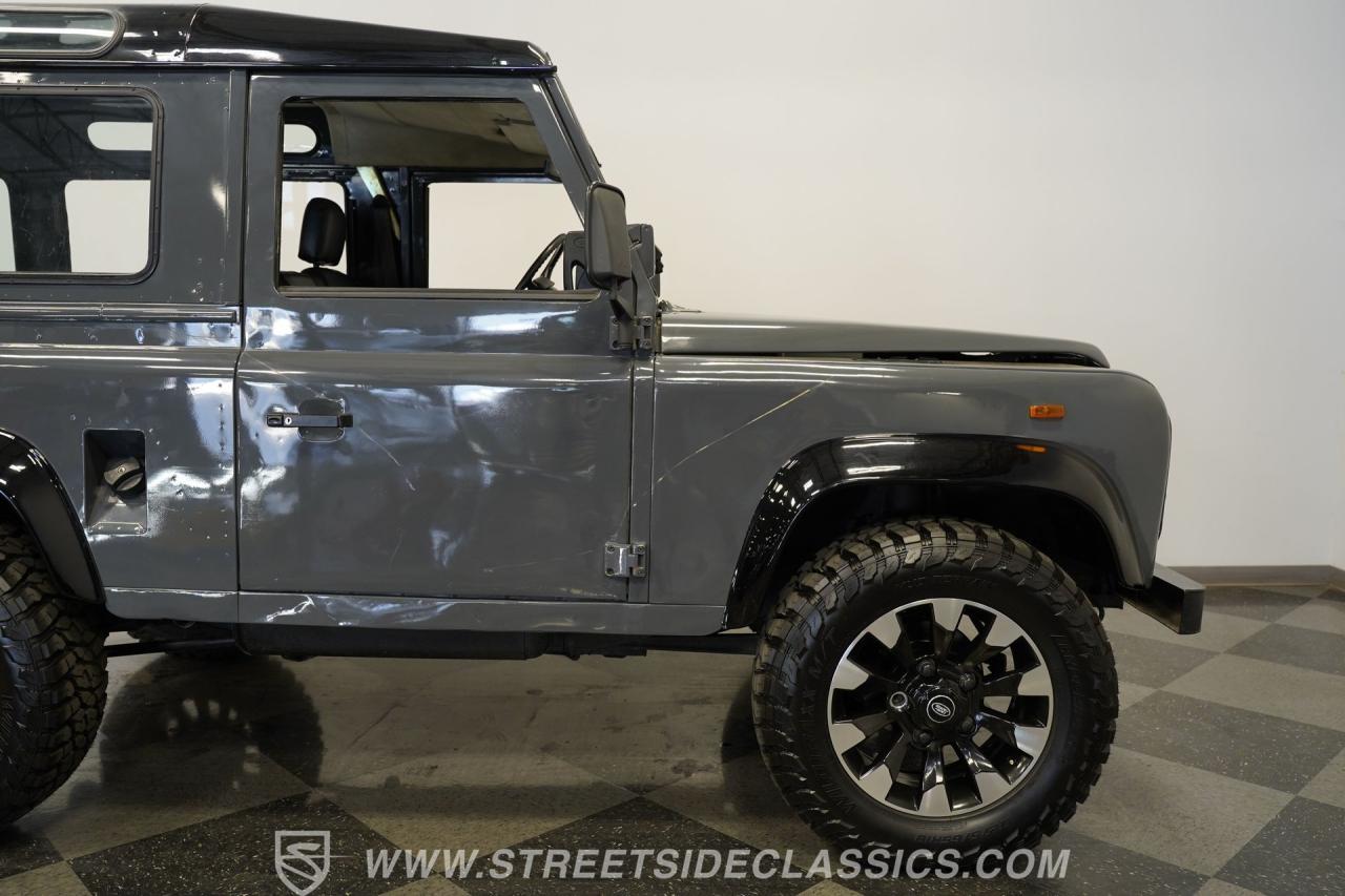 1987 Land Rover Defender  90