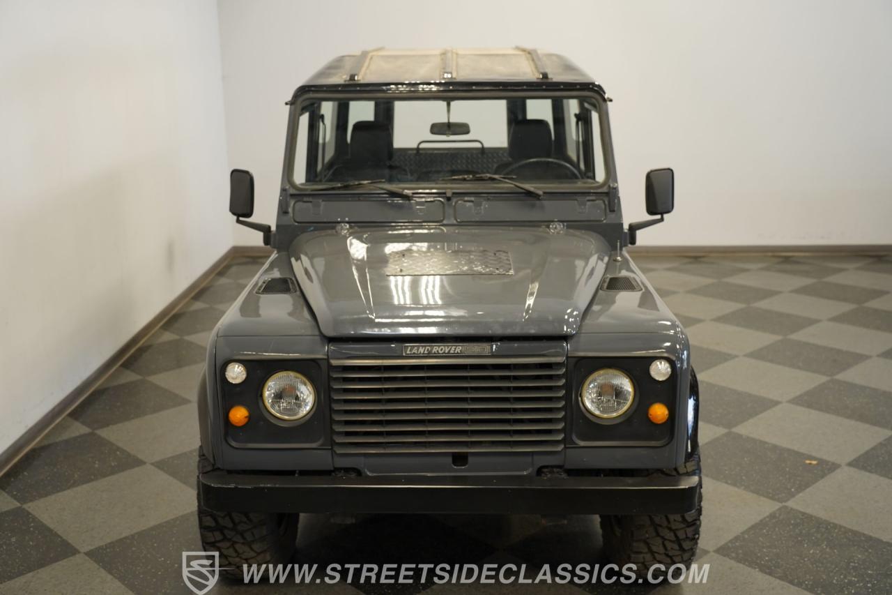 1987 Land Rover Defender  90