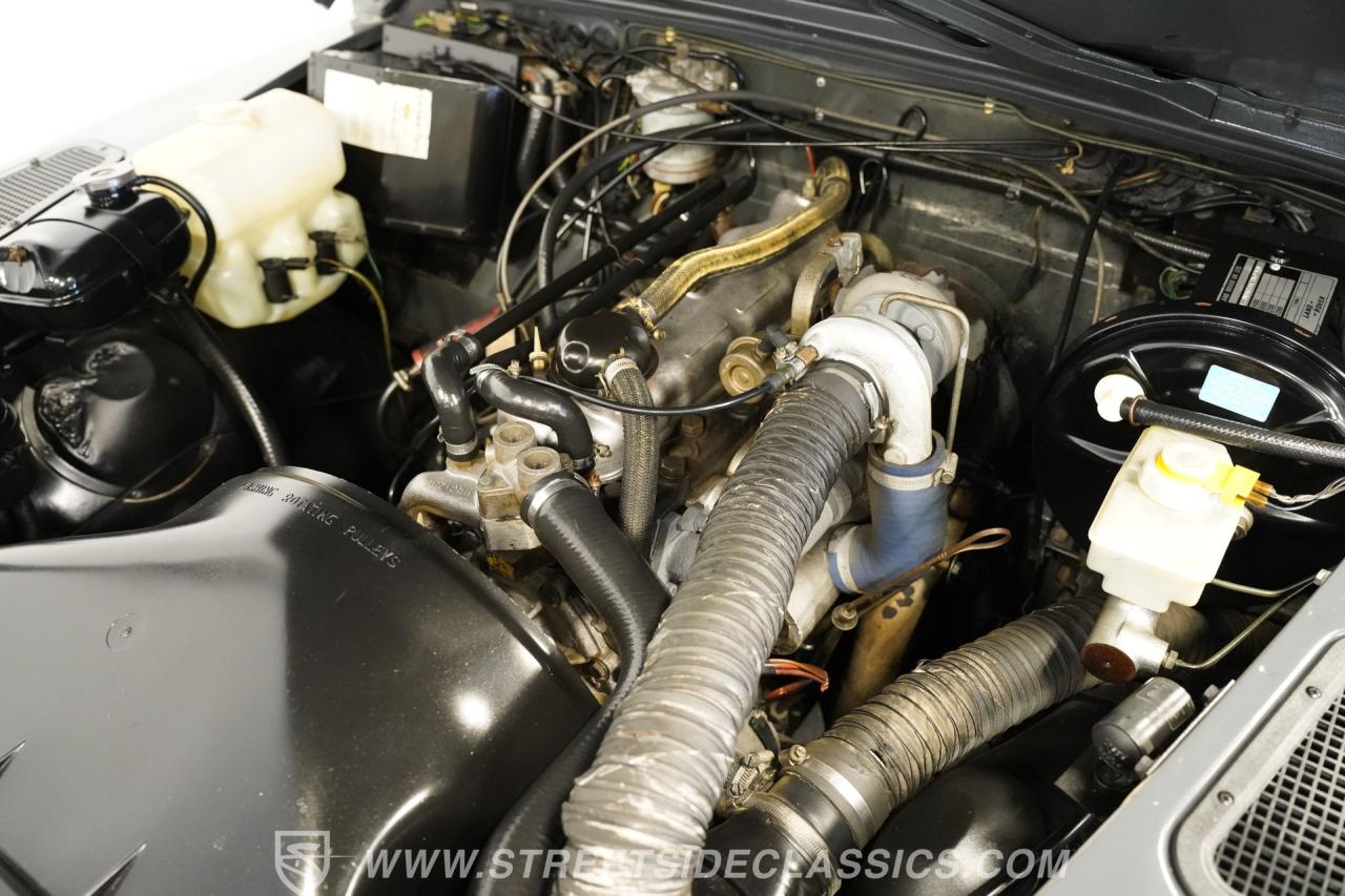 1987 Land Rover Defender  90