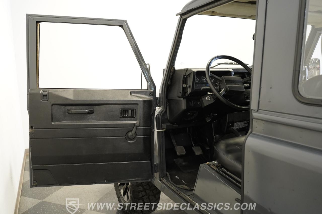 1987 Land Rover Defender  90